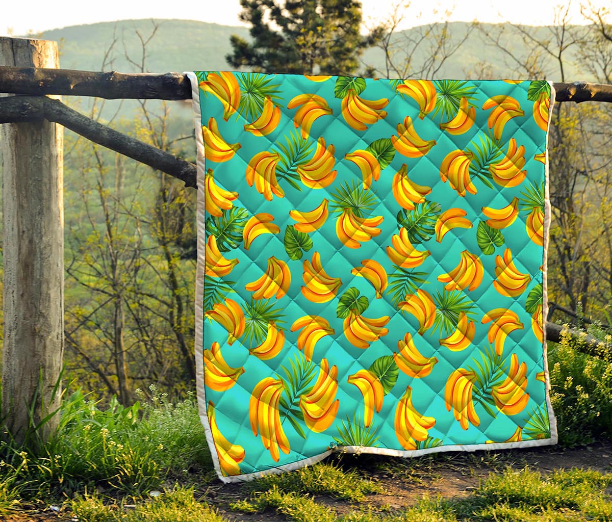 Tropical Banana Leaf Pattern Print Quilt