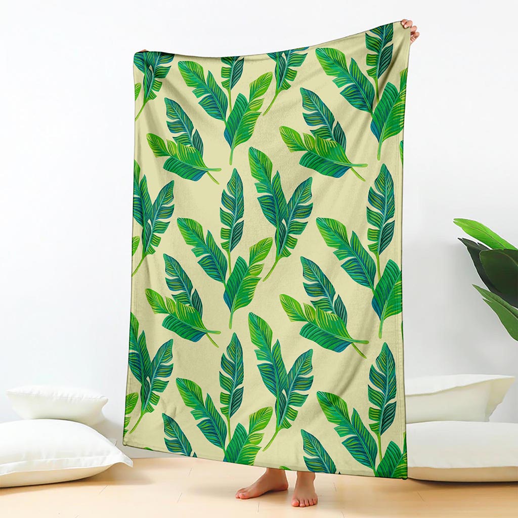 Tropical Banana Palm Leaf Pattern Print Blanket