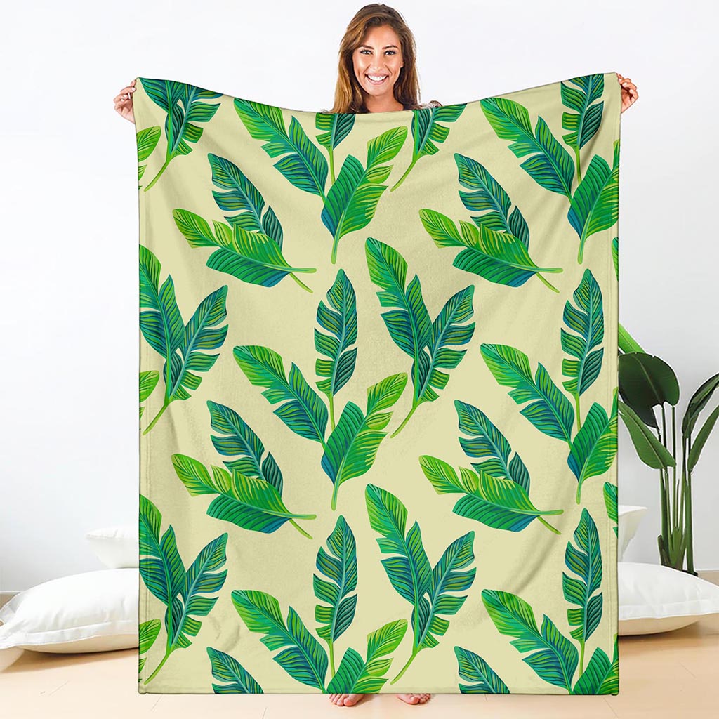Tropical Banana Palm Leaf Pattern Print Blanket