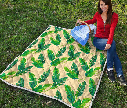 Tropical Banana Palm Leaf Pattern Print Quilt