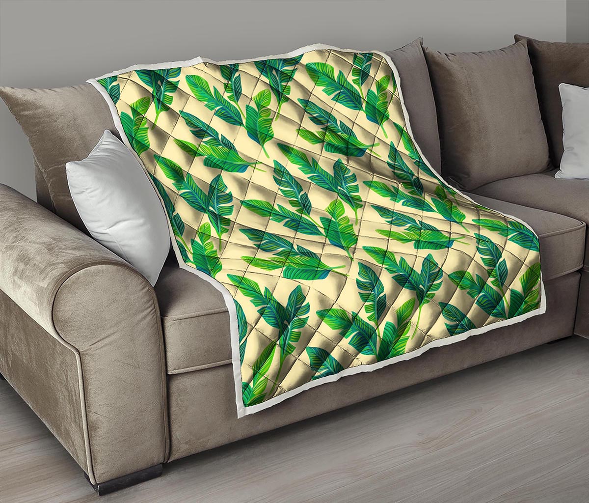 Tropical Banana Palm Leaf Pattern Print Quilt