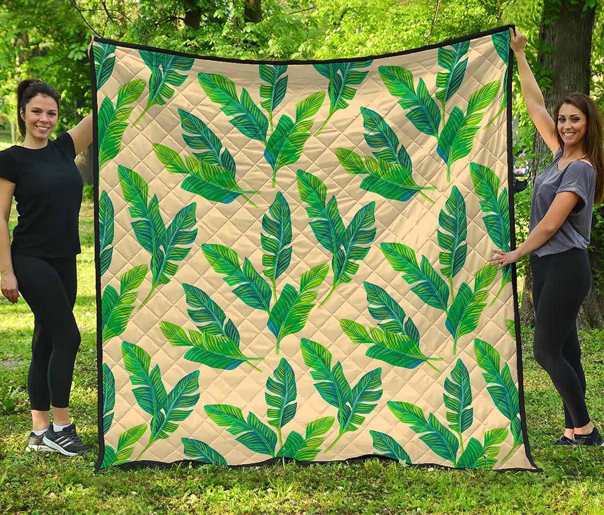 Tropical Banana Palm Leaf Pattern Print Quilt