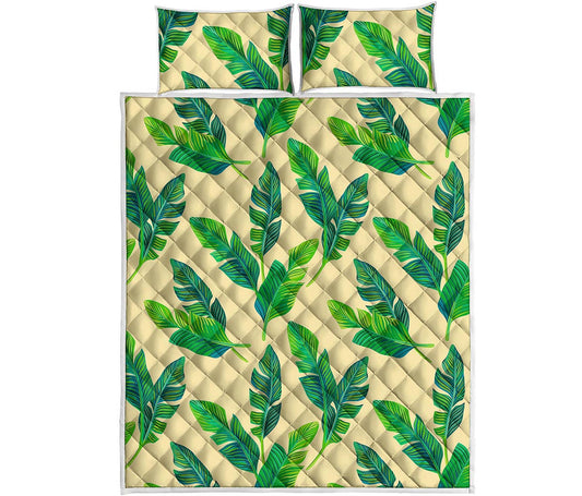 Tropical Banana Palm Leaf Pattern Print Quilt Bed Set