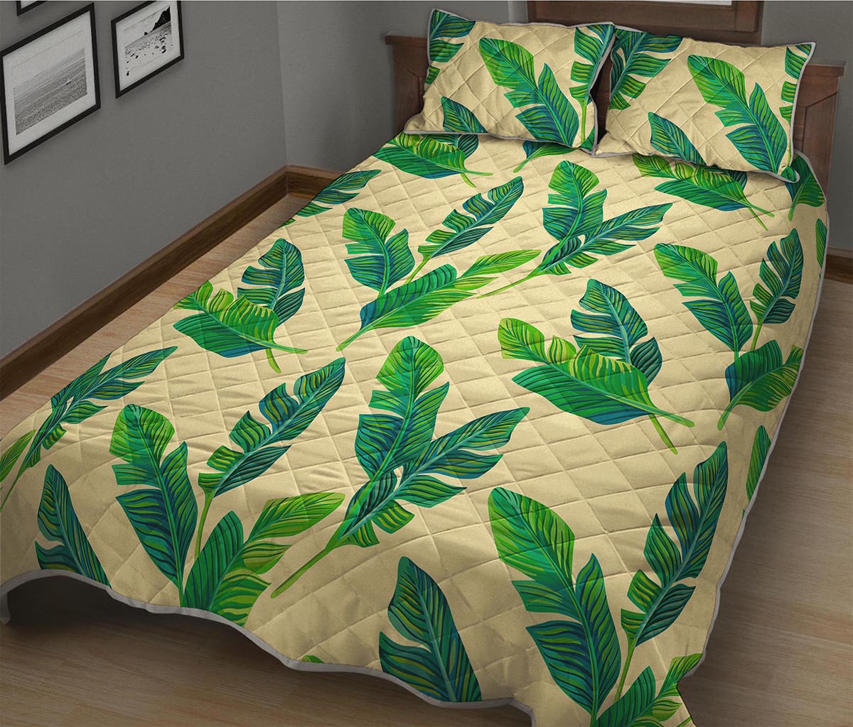 Tropical Banana Palm Leaf Pattern Print Quilt Bed Set