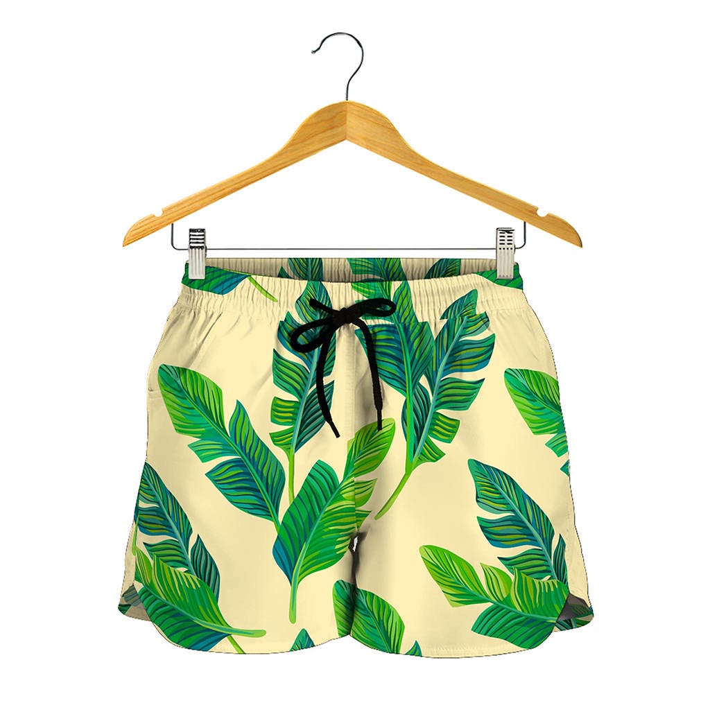Tropical Banana Palm Leaf Pattern Print Women's Shorts
