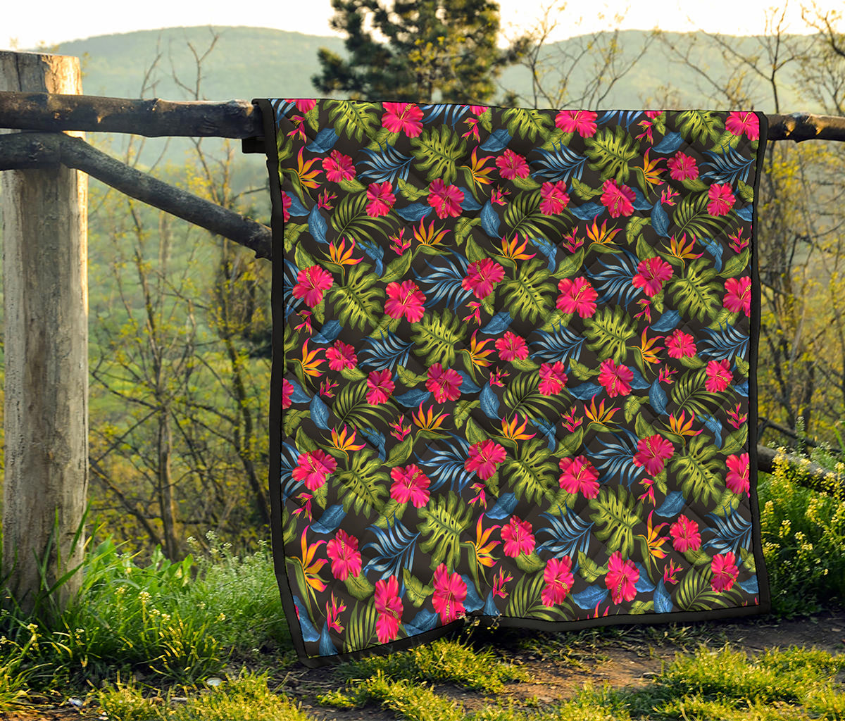 Tropical Bird Of Paradise Pattern Print Quilt