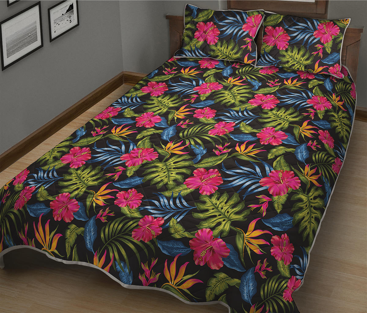 Tropical Bird Of Paradise Pattern Print Quilt Bed Set