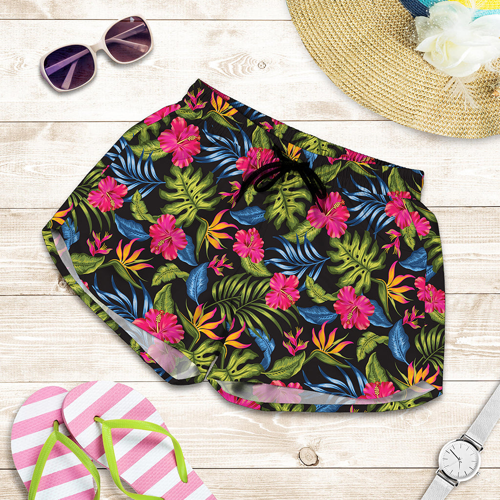 Tropical Bird Of Paradise Pattern Print Women's Shorts