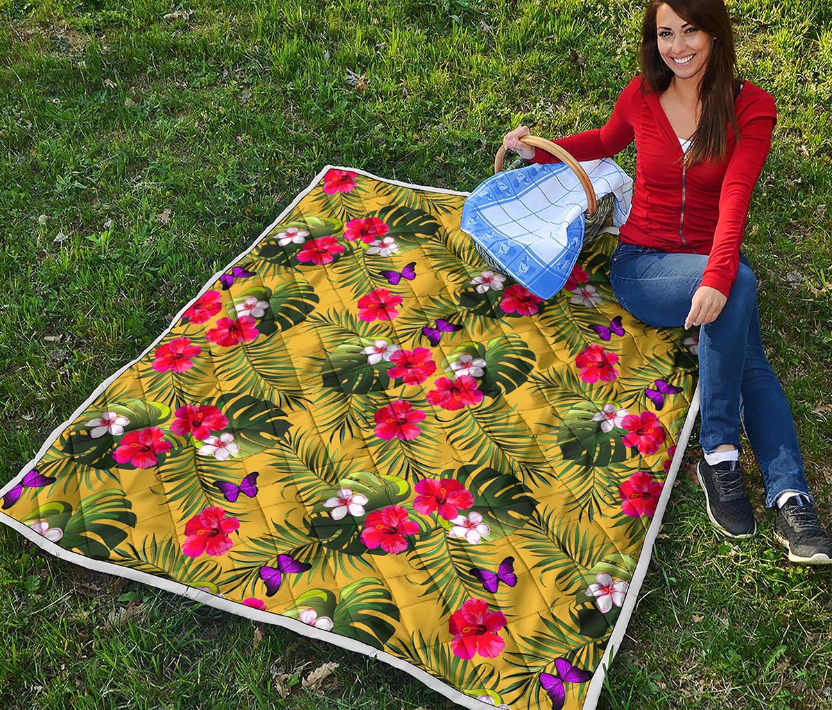 Tropical Exotic Hawaiian Pattern Print Quilt
