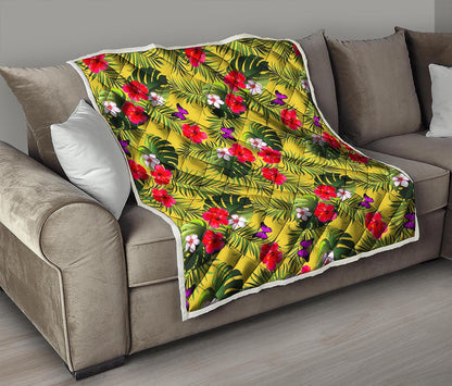 Tropical Exotic Hawaiian Pattern Print Quilt
