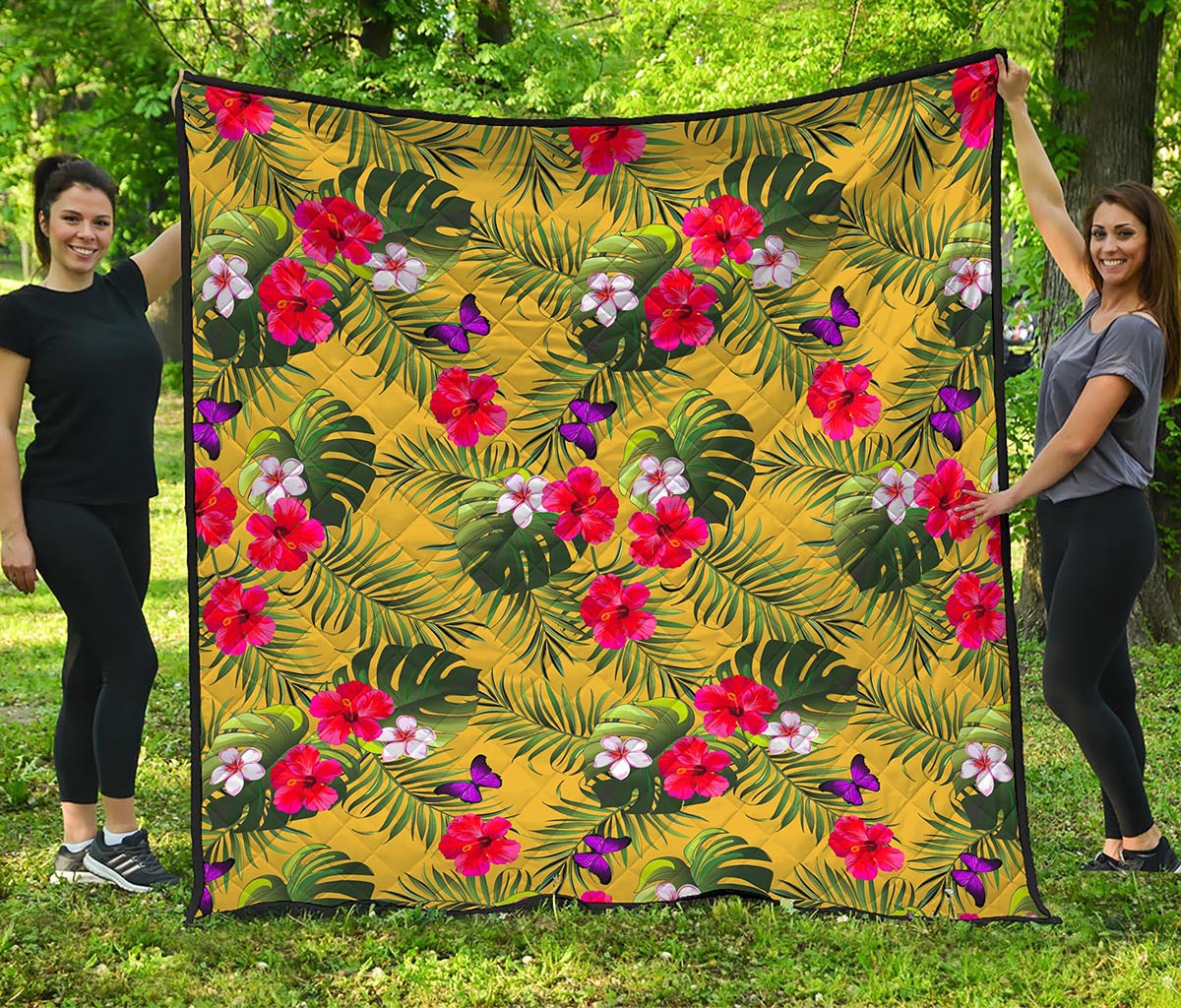 Tropical Exotic Hawaiian Pattern Print Quilt