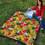 Tropical Exotic Hawaiian Pattern Print Quilt