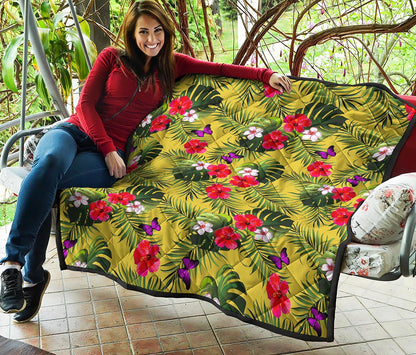 Tropical Exotic Hawaiian Pattern Print Quilt