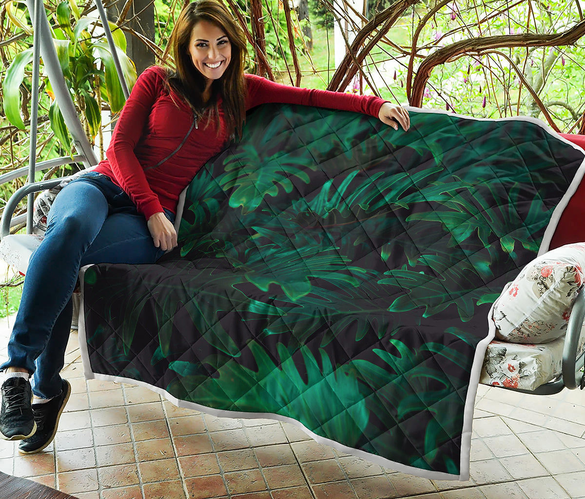 Tropical Fern Leaf Print Quilt