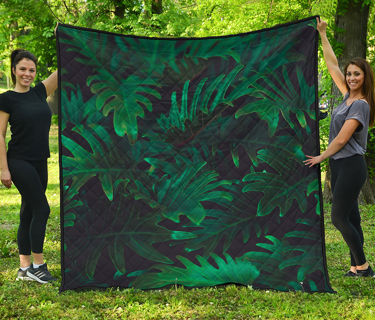 Tropical Fern Leaf Print Quilt