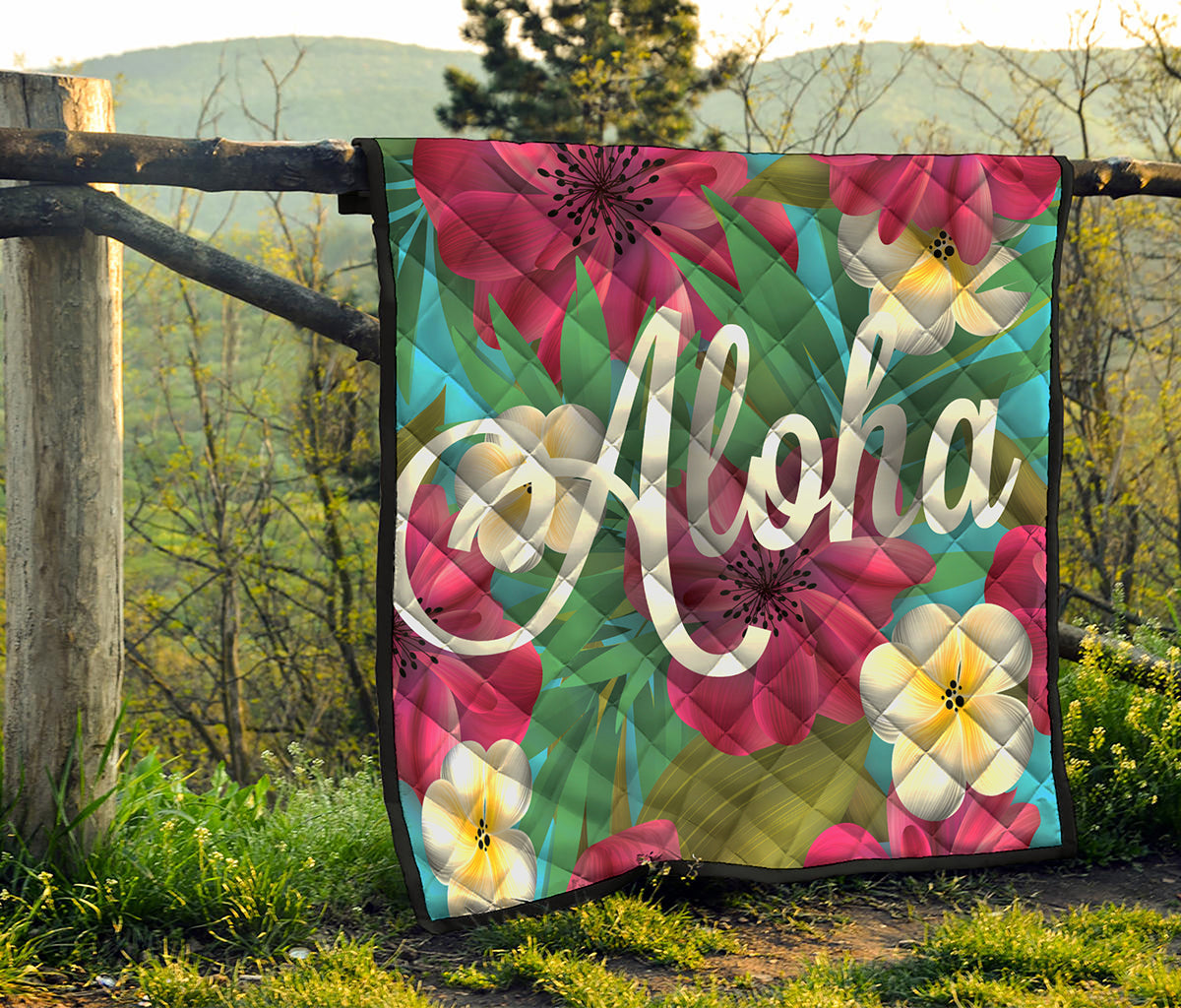 Tropical Flower Aloha Print Quilt