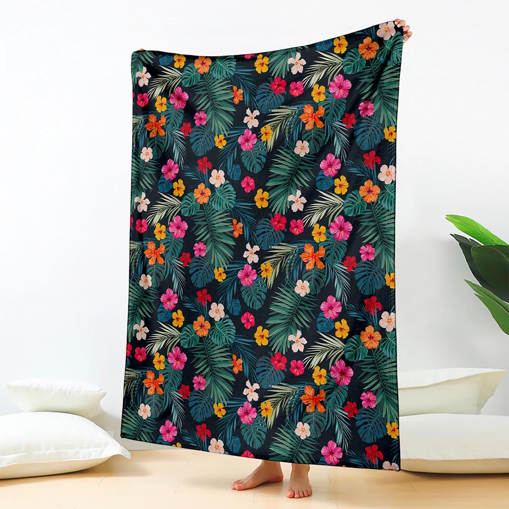 Tropical Flowers Hawaii Pattern Print Blanket