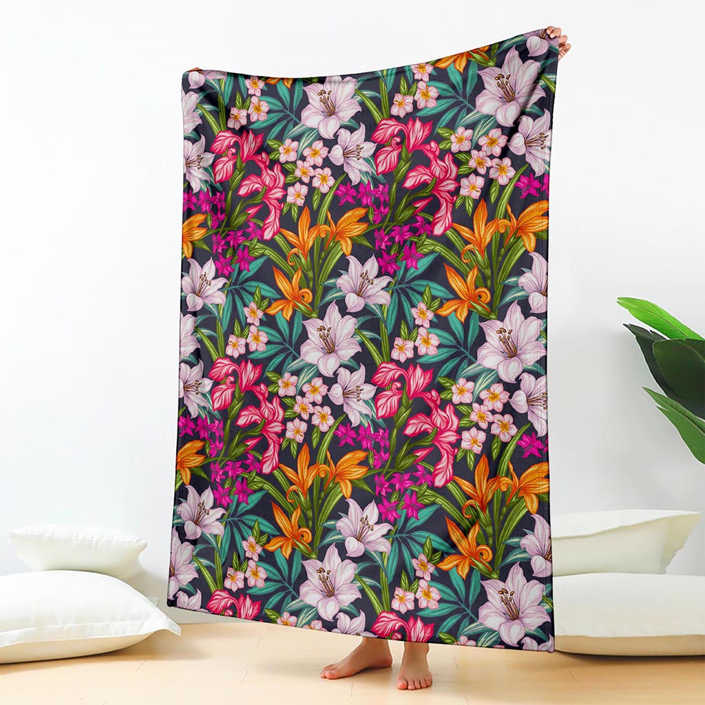 Tropical Flowers Pattern Print Blanket