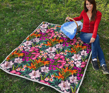 Tropical Flowers Pattern Print Quilt