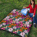 Tropical Flowers Pattern Print Quilt