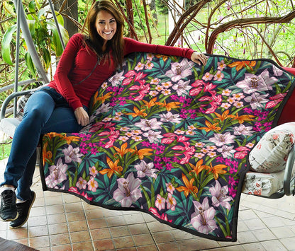 Tropical Flowers Pattern Print Quilt