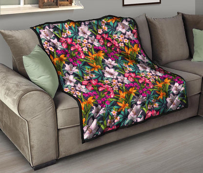 Tropical Flowers Pattern Print Quilt