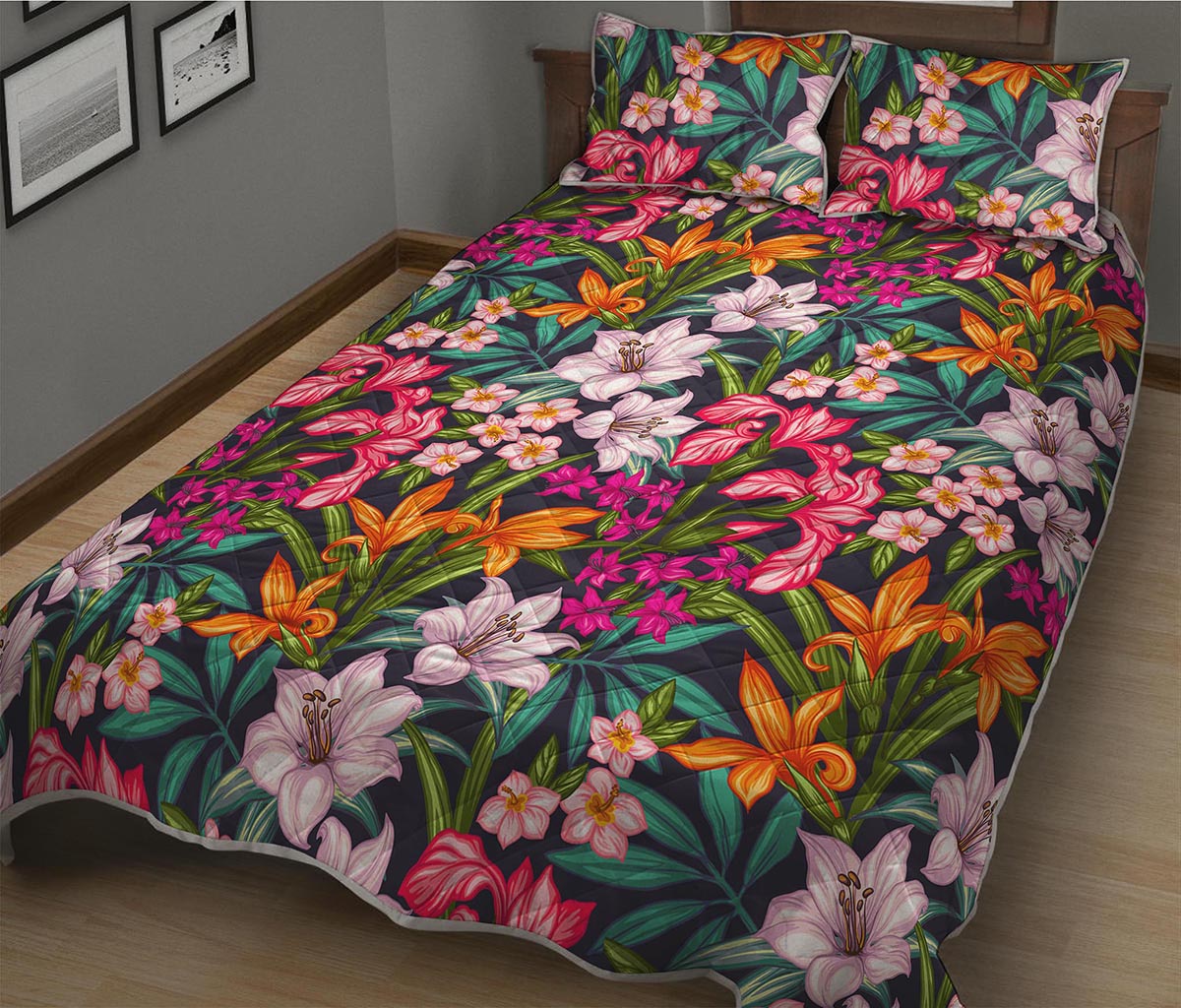 Tropical Flowers Pattern Print Quilt Bed Set