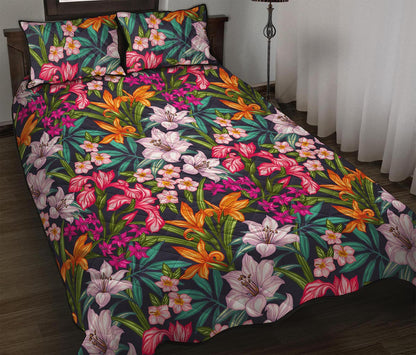 Tropical Flowers Pattern Print Quilt Bed Set