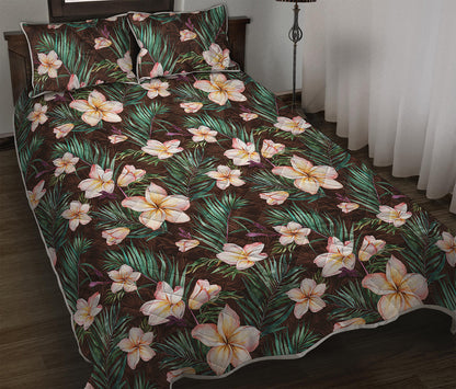 Tropical Frangipani Flower Print Quilt Bed Set