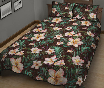 Tropical Frangipani Flower Print Quilt Bed Set