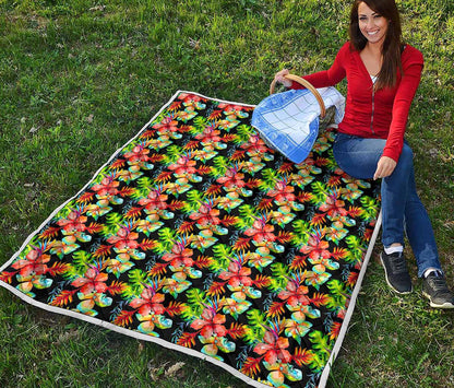 Tropical Hawaii Flowers Pattern Print Quilt