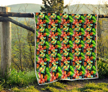 Tropical Hawaii Flowers Pattern Print Quilt