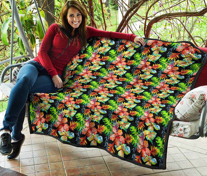 Tropical Hawaii Flowers Pattern Print Quilt