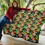 Tropical Hawaii Flowers Pattern Print Quilt