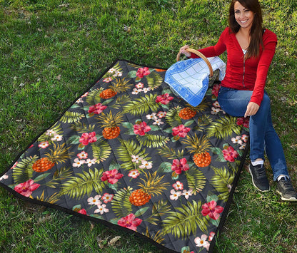 Tropical Hawaii Pineapple Pattern Print Quilt