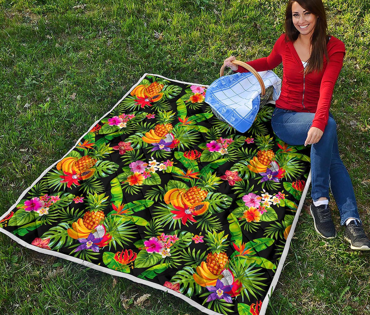 Tropical Hawaiian Fruits Pattern Print Quilt