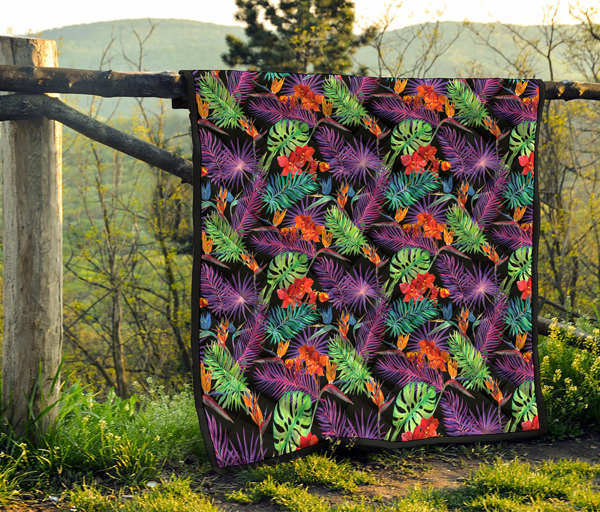 Tropical Hawaiian Jungle Print Quilt