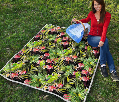 Tropical Hawaiian Parrot Pattern Print Quilt