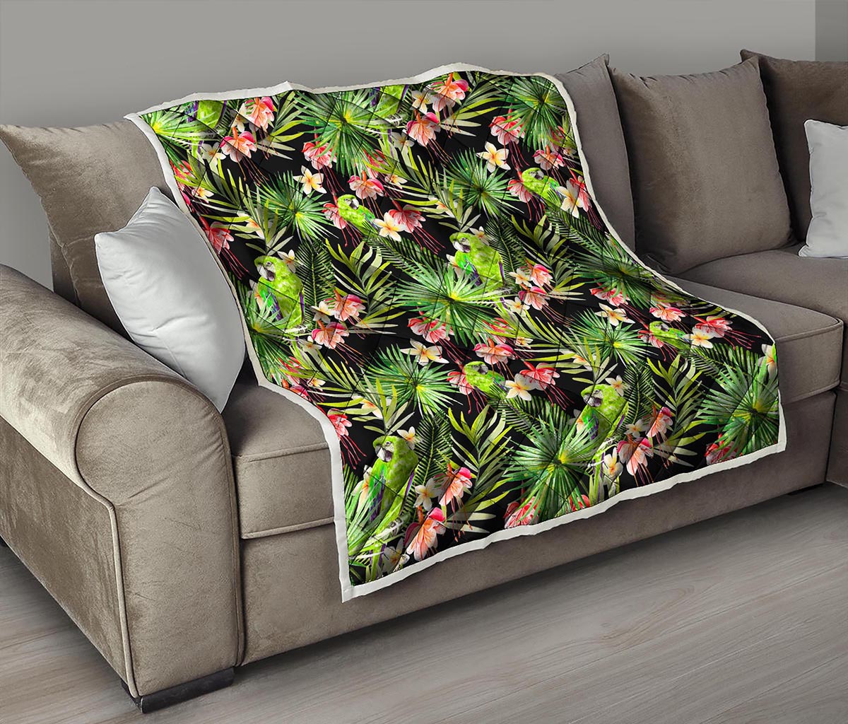 Tropical Hawaiian Parrot Pattern Print Quilt