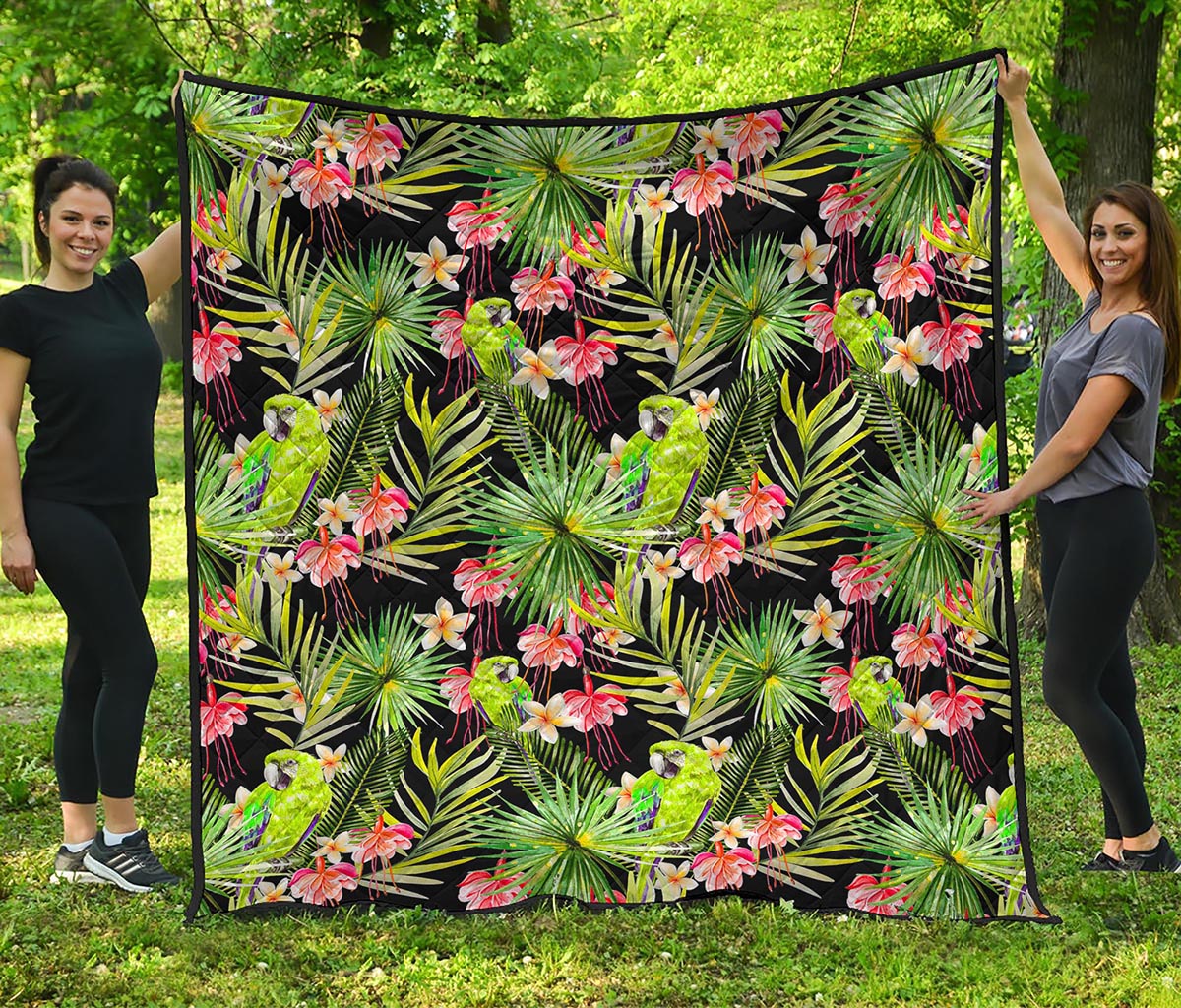 Tropical Hawaiian Parrot Pattern Print Quilt