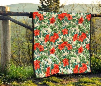 Tropical Hibiscus Blossom Pattern Print Quilt