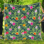 Tropical Hibiscus Flowers Pattern Print Quilt