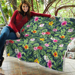 Tropical Hibiscus Flowers Pattern Print Quilt