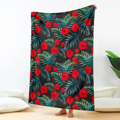 Tropical Hibiscus Leaves Pattern Print Blanket