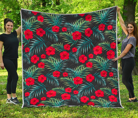 Tropical Hibiscus Leaves Pattern Print Quilt