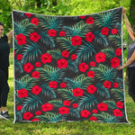 Tropical Hibiscus Leaves Pattern Print Quilt
