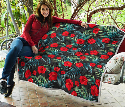 Tropical Hibiscus Leaves Pattern Print Quilt