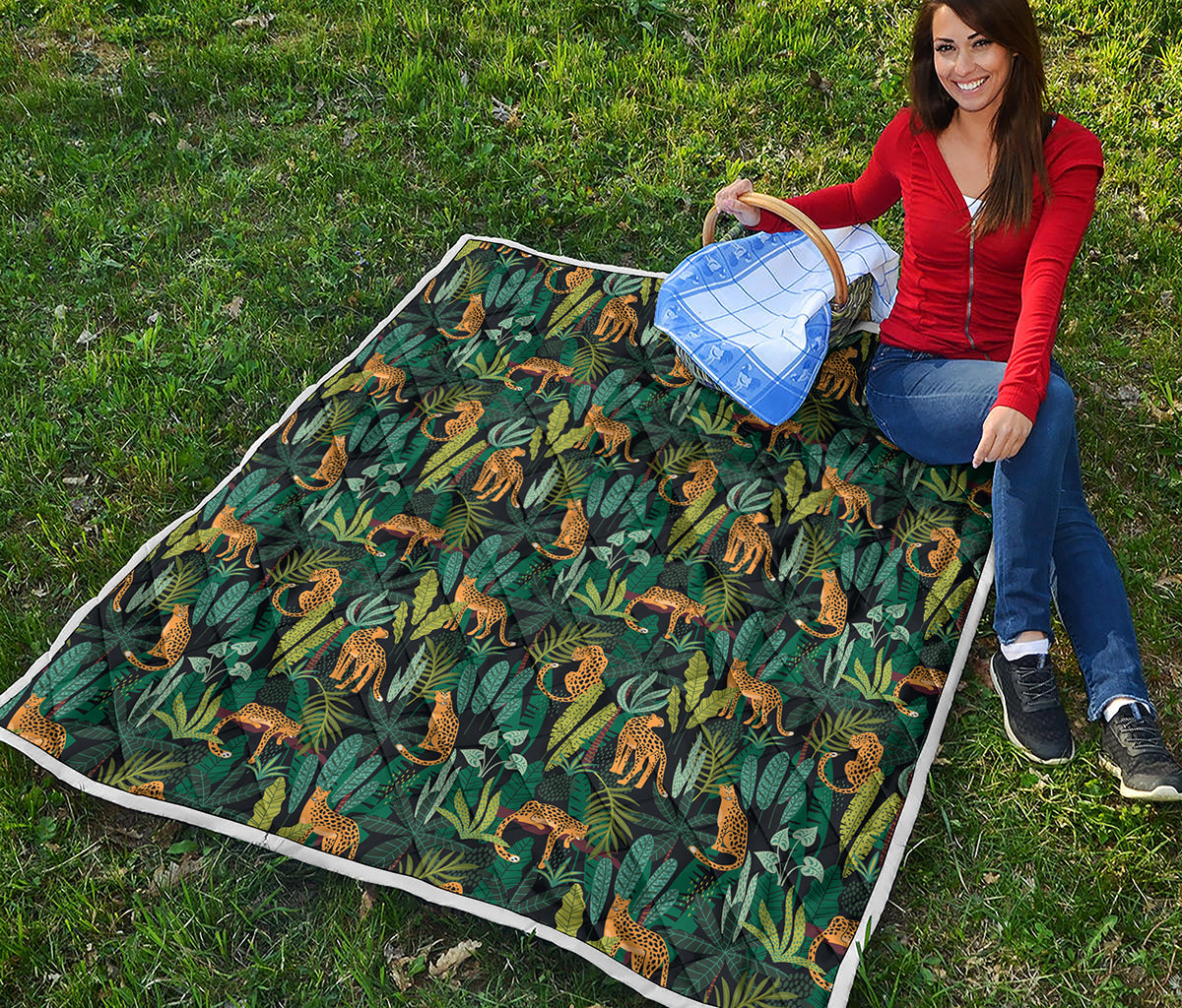 Tropical Jaguar Pattern Print Quilt