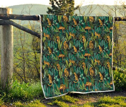 Tropical Jaguar Pattern Print Quilt