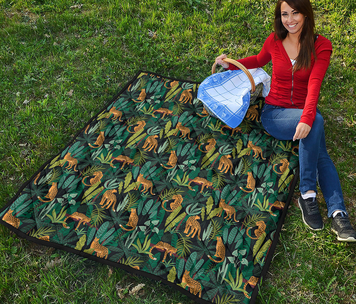Tropical Jaguar Pattern Print Quilt